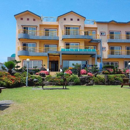 Getbawi Pension Seogwipo Exterior foto